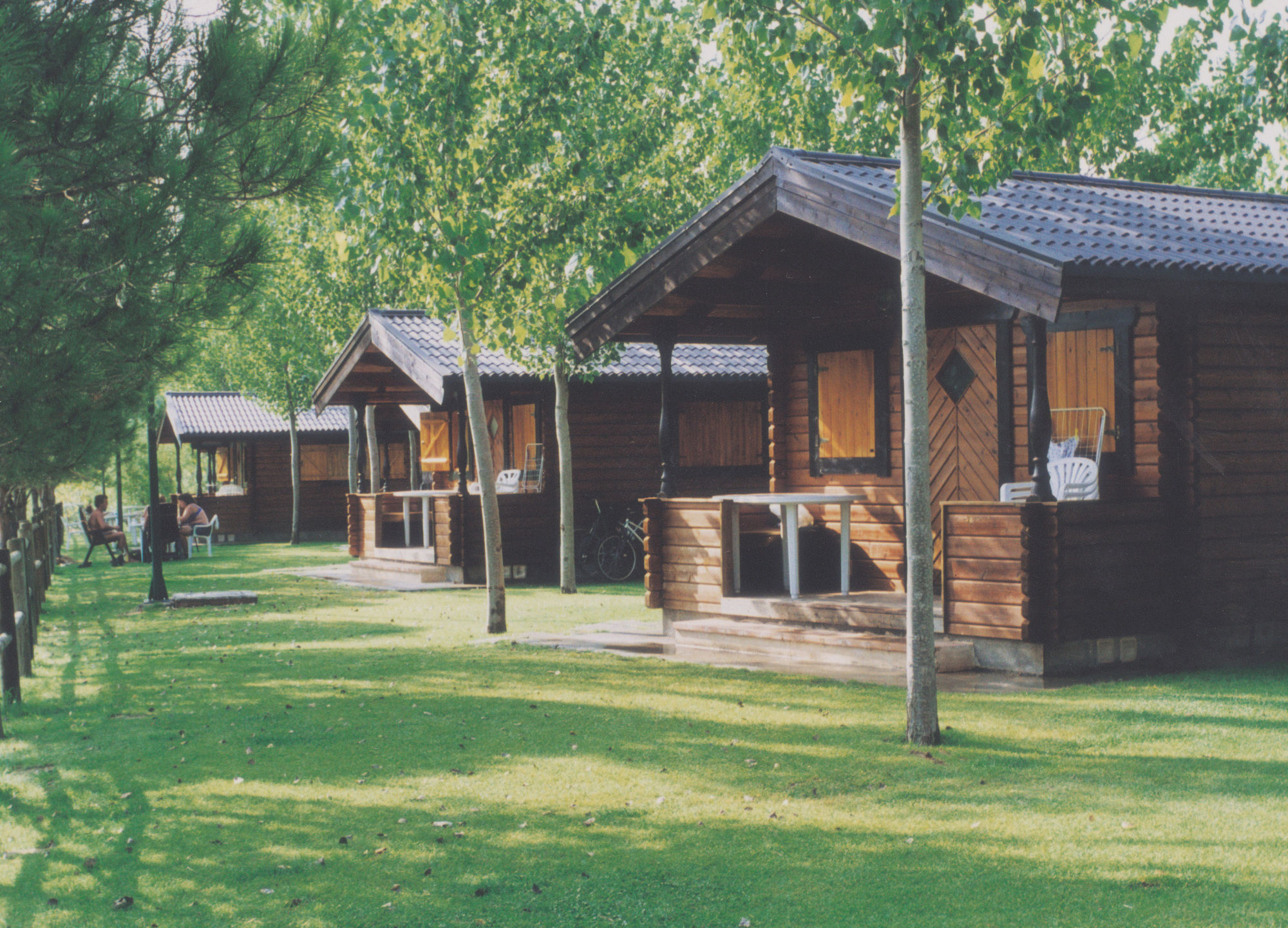 Camping & Bungalows Ligueerre De Cinca Экстерьер фото